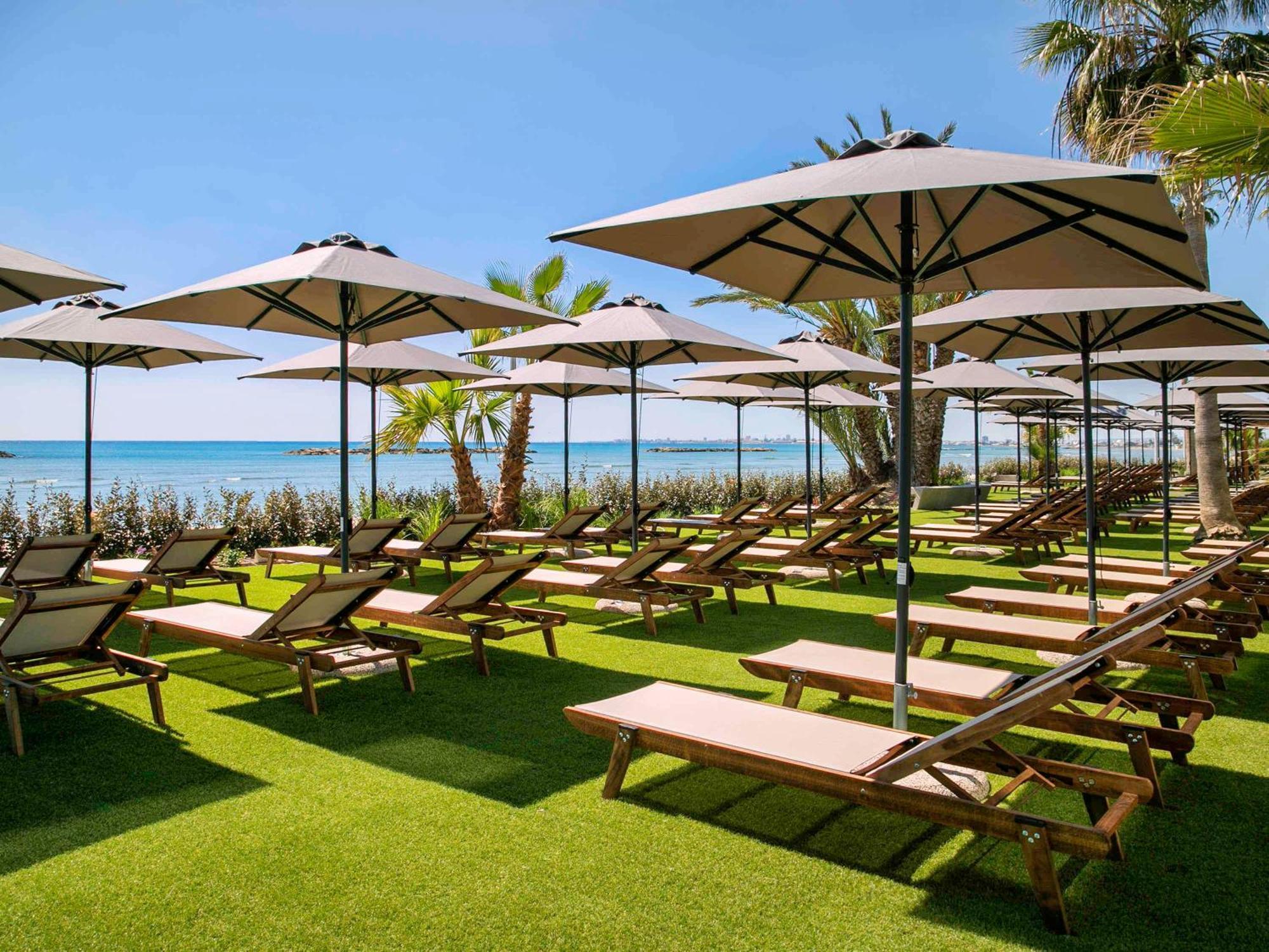 Mercure Larnaca Beach Resort Eksteriør bilde