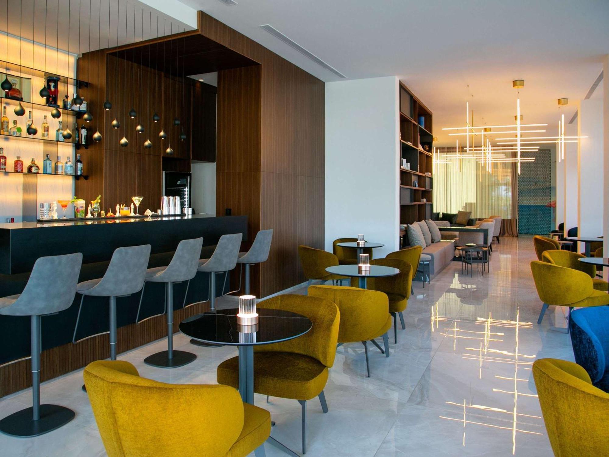 Mercure Larnaca Beach Resort Eksteriør bilde