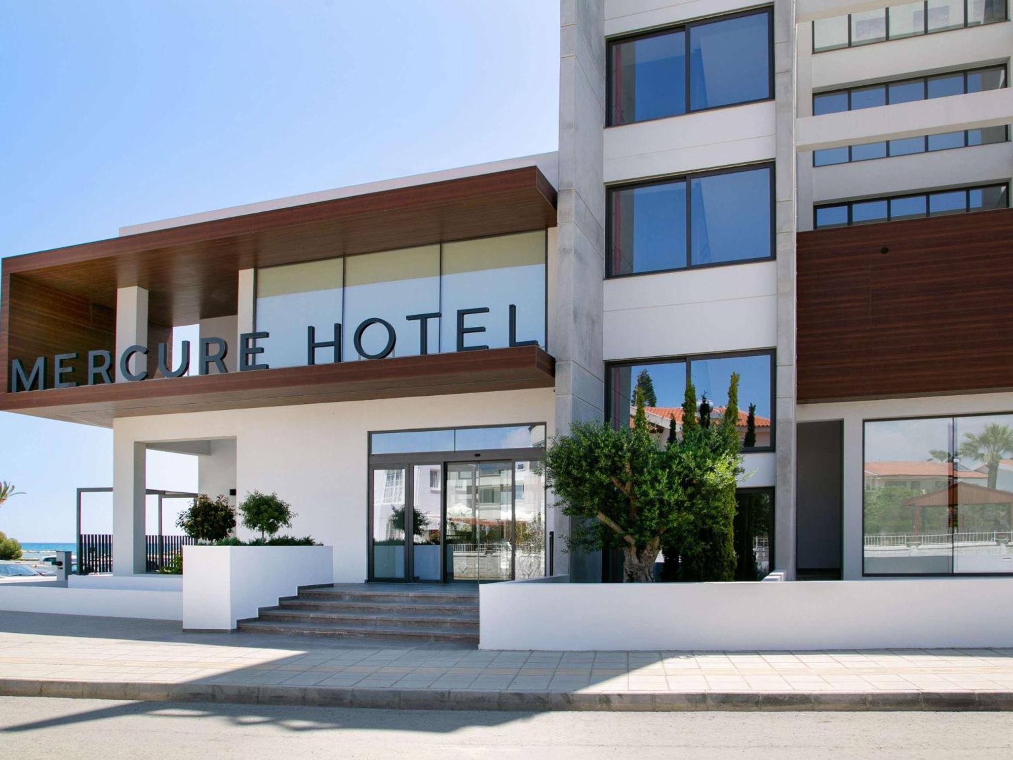 Mercure Larnaca Beach Resort Eksteriør bilde