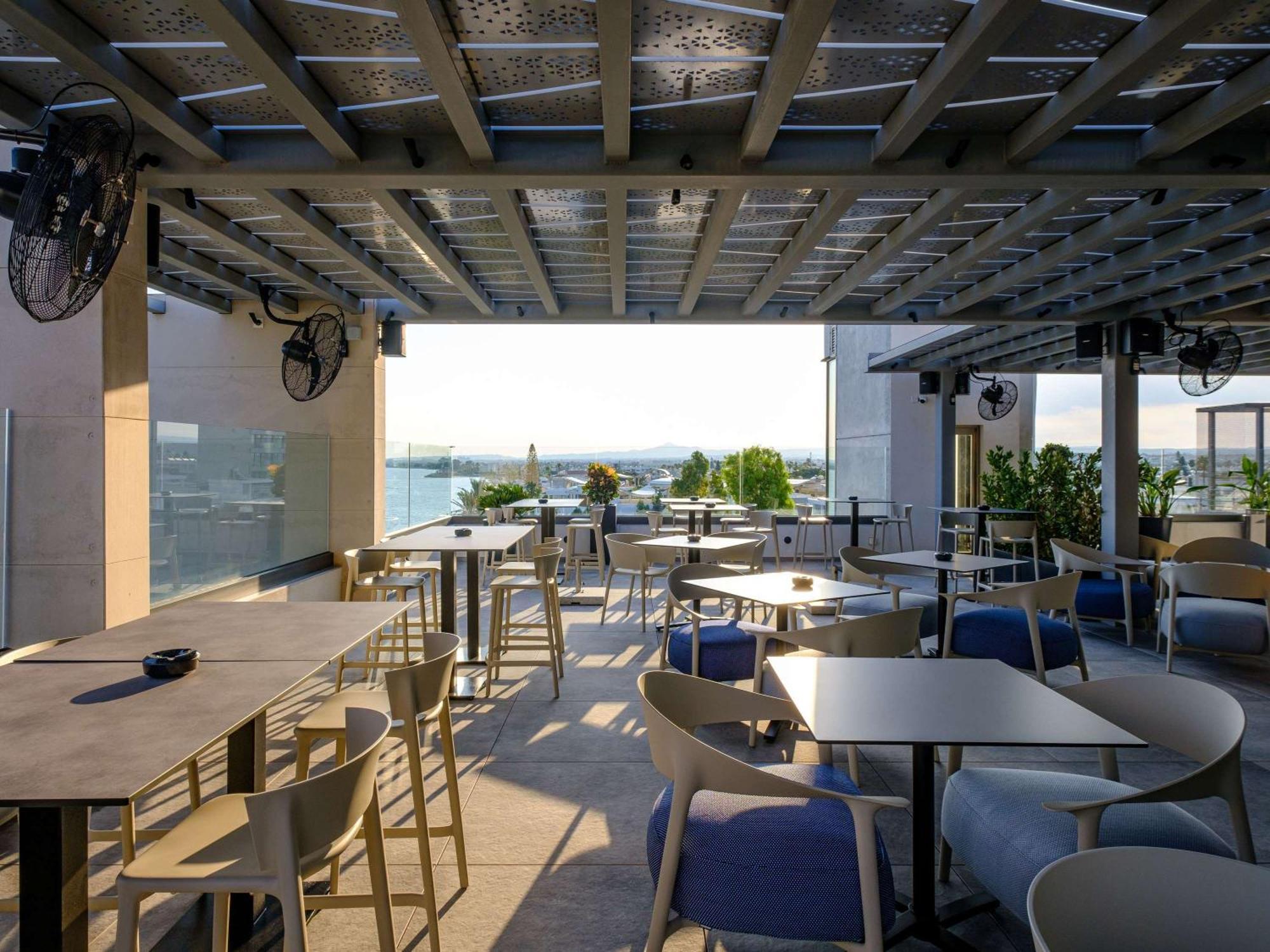 Mercure Larnaca Beach Resort Eksteriør bilde